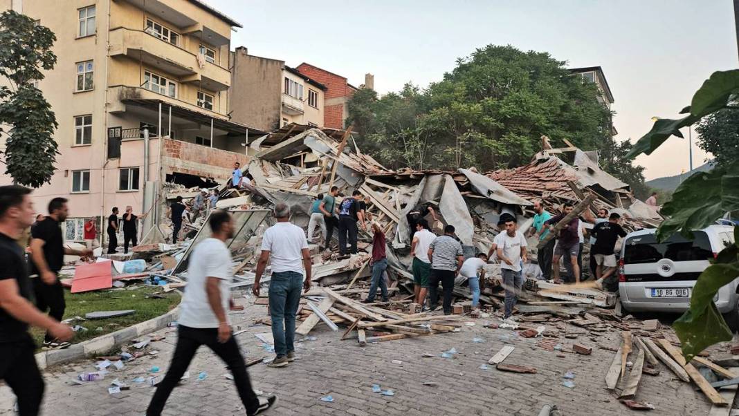 Balıkesir depremi, İstanbul depremini tetikler mi? Deprem uzmanlarından çarpıcı açıklamalar! 2